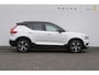 Volvo XC40 T3 163PK Automaat R-Design Adaptieve cruise control / Leder met alcantara bekleding / Parkeersensoren met camera / Trekhaak / stoel - en stuurverwarming / Apple carplay