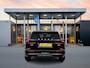Volvo V60 T8 Recharge Ultra Dark | 19" | Trekhaak | Getint Glas | Panoramadak | Head-Up | Harman Kardon | Elektr. verst. Stoelen | Parkeercamera | Stoel/Stuur/Achterbankverwarming | Adaptieve Cruise | BLIS | Keyless