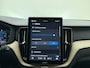 Volvo XC60 T6 Plug-in hybrid AWD Plus Dark | Trekhaak | Head up display | 360 camera