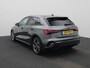 Audi A3 Sportback 40 TFSI e S edition 204 PK | Adaptive cruise control | Navigatie | Sonos | Climate control | Achteruitrijcamera | Head-up display | Stoelverwarming | Optiekpakket zwart plus | Ledkoplampen | Lichtmetalen wielen