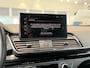 Audi Q5 50 TFSI e S edition 299PK S-tronic | 91% SOH | 2x S-line | Zwart optiek | Clima | Zwenkbare trekhaak | Adaptieve cruise | Rood sticksel |