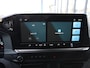 Volkswagen Transporter 2.0 TDI 110 pk L1H1 Life | Airco | Cruise control | Navigatie via App connect | Camera | LED | PDC | Afneembare trekhaak | 17" LM velgen | Bijrijdersbank | Betimmering |