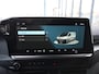 Volkswagen Transporter 2.0 TDI 110 pk L1H1 Life | Airco | Cruise control | Navigatie via App connect | Camera | LED | PDC | Afneembare trekhaak | 17" LM velgen | Bijrijdersbank | Betimmering |