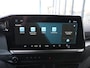 Volkswagen Transporter 2.0 TDI 110 pk L1H1 Life | Airco | Cruise control | Navigatie via App connect | Camera | LED | PDC | Afneembare trekhaak | 17" LM velgen | Bijrijdersbank | Betimmering |