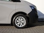 Volkswagen Transporter 2.0 TDI 110 pk L1H1 Life | Airco | Cruise control | Navigatie via App connect | Camera | LED | PDC | Afneembare trekhaak | 17" LM velgen | Bijrijdersbank | Betimmering |