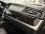 BMW 5-Serie Touring 520d High Exe PANO/LED/TREKHAAK/ZWART LEER/18"/NAVI-GROOT/ECC/CRUISE/STOELVERWARMING/PRIVACY/MINERALGRAU/PERFECT ONDERHOUDEN MET VOLLEDIGE HISTORIE/EURO 6