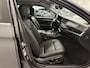 BMW 5-Serie Touring 520d High Exe PANO/LED/TREKHAAK/ZWART LEER/18"/NAVI-GROOT/ECC/CRUISE/STOELVERWARMING/PRIVACY/MINERALGRAU/PERFECT ONDERHOUDEN MET VOLLEDIGE HISTORIE/EURO 6