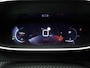 Peugeot 2008 1.2 PureTech Allure Pack Sport (APPLE CARPLAY,NAVI,CAMERA,360 VIEW,DIGITAL COCKPIT,LED,GETINT,SPORTSTOELEN,LM VELGEN)