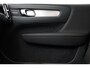 Volvo XC40 B4 (M-HYBRID) PLUS BLACK EDITION -PANO.DAK|HARMAN/KARDON|360°CAM|VERW.VOORRUIT|POWER-SEATS|PRIVACY.GLAS|20"