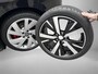 Volkswagen Golf 1.5 eHybrid 272pk DSG GTE · Panoramadak · Camera · Head-Up Display · Inklap. Trekhaak · Stuur- & Stoelverwarming · Dodehoeksensor · Garantie t/m 08-09-2030 of 100.000km
