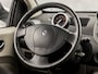 Renault Twingo 1.2 TCE GT 101Pk (AIRCO, LOGISCH NAP, TOERENTELLER, SPORTSTOELEN, GETINT GLAS, LM VELGEN, ARMSTEUN, NIEUWE APK, NIEUWSTAAT)
