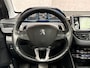 Peugeot 2008 1.2 PureTech Allure Automaat (PANORAMADAK, NAVIGATIE, CLIMATE, LEDER, SPORTSTOELEN, PARKEERSENSOREN, LM VELGEN, GETINT GLAS, CRUISE, NIEUWSTAAT)