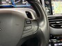 Peugeot 2008 1.2 PureTech Allure Automaat (PANORAMADAK, NAVIGATIE, CLIMATE, LEDER, SPORTSTOELEN, PARKEERSENSOREN, LM VELGEN, GETINT GLAS, CRUISE, NIEUWSTAAT)