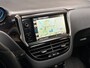 Peugeot 2008 1.2 PureTech Allure Automaat (PANORAMADAK, NAVIGATIE, CLIMATE, LEDER, SPORTSTOELEN, PARKEERSENSOREN, LM VELGEN, GETINT GLAS, CRUISE, NIEUWSTAAT)
