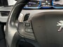 Peugeot 2008 1.2 PureTech Allure Automaat (PANORAMADAK, NAVIGATIE, CLIMATE, LEDER, SPORTSTOELEN, PARKEERSENSOREN, LM VELGEN, GETINT GLAS, CRUISE, NIEUWSTAAT)