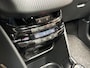Peugeot 2008 1.2 PureTech Allure Automaat (PANORAMADAK, NAVIGATIE, CLIMATE, LEDER, SPORTSTOELEN, PARKEERSENSOREN, LM VELGEN, GETINT GLAS, CRUISE, NIEUWSTAAT)