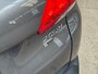 Peugeot 2008 1.2 PureTech Allure Automaat (PANORAMADAK, NAVIGATIE, CLIMATE, LEDER, SPORTSTOELEN, PARKEERSENSOREN, LM VELGEN, GETINT GLAS, CRUISE, NIEUWSTAAT)