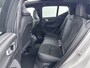 Volvo EX40 Single Motor Extended Range Ultra 82 kWh | 20" | Leder/Nubuck | Trekhaak | Getint Glas | Panoramadak | Harman Kardon | Elektr. verst. Stoelen | Stoel/Stuurverwarming | Warmtepomp | Adaptieve Cruise | BLIS