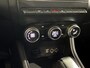 Renault Captur 130PK TCe Intens Automaat | Navi | Camera | Parkeersensoren | Climate Control | Apple CarPlay/Android Auto | Full LED | Licht & Regen Sensor | Lichtmetalen Velgen | Armsteun |