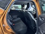 Renault Captur 130PK TCe Intens Automaat | Navi | Camera | Parkeersensoren | Climate Control | Apple CarPlay/Android Auto | Full LED | Licht & Regen Sensor | Lichtmetalen Velgen | Armsteun |