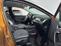 Renault Captur 130PK TCe Intens Automaat | Navi | Camera | Parkeersensoren | Climate Control | Apple CarPlay/Android Auto | Full LED | Licht & Regen Sensor | Lichtmetalen Velgen | Armsteun |