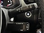 Renault Captur 130PK TCe Intens Automaat | Navi | Camera | Parkeersensoren | Climate Control | Apple CarPlay/Android Auto | Full LED | Licht & Regen Sensor | Lichtmetalen Velgen | Armsteun |