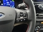 Ford Kuga 2.5 PHEV ST-Line X | Elektrische trekhaak | B&O | Elektrische kofferklep | Stoelverwarming (voor/achter) | Adaptive Cruise Control | Head-Up Display | Parkeercamera/-sensoren | Keyless Entry/Start | Climate Control | BLIS | Draadloze telefoonlader |