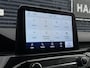 Ford Kuga 2.5 PHEV ST-Line X | Elektrische trekhaak | B&O | Elektrische kofferklep | Stoelverwarming (voor/achter) | Adaptive Cruise Control | Head-Up Display | Parkeercamera/-sensoren | Keyless Entry/Start | Climate Control | BLIS | Draadloze telefoonlader |