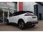 Peugeot 2008 1.2 Hybrid 145 GT PACK | ELEKTRISCH BEDIENBARE BESTUURDERSSTOEL | NAVIGATIE | FULL LED KOPLAMPEN | DRAADLOZE APPLE CARPLAY/ANDROID AUTO | ADAPTIVE CRUISE CONTROL | CAMERA VOOR + ACHTER | CLIMATE CONTROL | LICHTMETALEN VELGEN 17" | KEYLESS ENTRY/START | DAB+ RADIO | ALCANTARA/LEDEREN BEKLEDING | DODEHOEK DETECTIE | PARKEERSENSOREN VOOR + ACHTER | STOEL VERWARMING | DRAADLOZE TELEFOONLADER |
