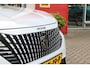 Peugeot 2008 1.2 Hybrid 145 GT PACK | ELEKTRISCH BEDIENBARE BESTUURDERSSTOEL | NAVIGATIE | FULL LED KOPLAMPEN | DRAADLOZE APPLE CARPLAY/ANDROID AUTO | ADAPTIVE CRUISE CONTROL | CAMERA VOOR + ACHTER | CLIMATE CONTROL | LICHTMETALEN VELGEN 17" | KEYLESS ENTRY/START | DAB+ RADIO | ALCANTARA/LEDEREN BEKLEDING | DODEHOEK DETECTIE | PARKEERSENSOREN VOOR + ACHTER | STOEL VERWARMING | DRAADLOZE TELEFOONLADER |