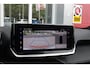 Peugeot 2008 1.2 Hybrid 145 GT PACK | ELEKTRISCH BEDIENBARE BESTUURDERSSTOEL | NAVIGATIE | FULL LED KOPLAMPEN | DRAADLOZE APPLE CARPLAY/ANDROID AUTO | ADAPTIVE CRUISE CONTROL | CAMERA VOOR + ACHTER | CLIMATE CONTROL | LICHTMETALEN VELGEN 17" | KEYLESS ENTRY/START | DAB+ RADIO | ALCANTARA/LEDEREN BEKLEDING | DODEHOEK DETECTIE | PARKEERSENSOREN VOOR + ACHTER | STOEL VERWARMING | DRAADLOZE TELEFOONLADER |