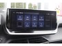 Peugeot 2008 1.2 Hybrid 145 GT PACK | ELEKTRISCH BEDIENBARE BESTUURDERSSTOEL | NAVIGATIE | FULL LED KOPLAMPEN | DRAADLOZE APPLE CARPLAY/ANDROID AUTO | ADAPTIVE CRUISE CONTROL | CAMERA VOOR + ACHTER | CLIMATE CONTROL | LICHTMETALEN VELGEN 17" | KEYLESS ENTRY/START | DAB+ RADIO | ALCANTARA/LEDEREN BEKLEDING | DODEHOEK DETECTIE | PARKEERSENSOREN VOOR + ACHTER | STOEL VERWARMING | DRAADLOZE TELEFOONLADER |