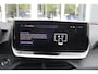 Peugeot 2008 1.2 Hybrid 145 GT PACK | ELEKTRISCH BEDIENBARE BESTUURDERSSTOEL | NAVIGATIE | FULL LED KOPLAMPEN | DRAADLOZE APPLE CARPLAY/ANDROID AUTO | ADAPTIVE CRUISE CONTROL | CAMERA VOOR + ACHTER | CLIMATE CONTROL | LICHTMETALEN VELGEN 17" | KEYLESS ENTRY/START | DAB+ RADIO | ALCANTARA/LEDEREN BEKLEDING | DODEHOEK DETECTIE | PARKEERSENSOREN VOOR + ACHTER | STOEL VERWARMING | DRAADLOZE TELEFOONLADER |