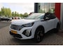 Peugeot 2008 1.2 Hybrid 145 GT PACK | ELEKTRISCH BEDIENBARE BESTUURDERSSTOEL | NAVIGATIE | FULL LED KOPLAMPEN | DRAADLOZE APPLE CARPLAY/ANDROID AUTO | ADAPTIVE CRUISE CONTROL | CAMERA VOOR + ACHTER | CLIMATE CONTROL | LICHTMETALEN VELGEN 17" | KEYLESS ENTRY/START | DAB+ RADIO | ALCANTARA/LEDEREN BEKLEDING | DODEHOEK DETECTIE | PARKEERSENSOREN VOOR + ACHTER | STOEL VERWARMING | DRAADLOZE TELEFOONLADER |