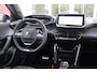 Peugeot 2008 1.2 Hybrid 145 GT PACK | ELEKTRISCH BEDIENBARE BESTUURDERSSTOEL | NAVIGATIE | FULL LED KOPLAMPEN | DRAADLOZE APPLE CARPLAY/ANDROID AUTO | ADAPTIVE CRUISE CONTROL | CAMERA VOOR + ACHTER | CLIMATE CONTROL | LICHTMETALEN VELGEN 17" | KEYLESS ENTRY/START | DAB+ RADIO | ALCANTARA/LEDEREN BEKLEDING | DODEHOEK DETECTIE | PARKEERSENSOREN VOOR + ACHTER | STOEL VERWARMING | DRAADLOZE TELEFOONLADER |