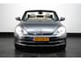 Volkswagen Beetle Cabriolet 1.2 TSI 105PK Design BlueMotion | STOELVERW. | NAVIGATIE | CRUISE CONTROL | AIRCO | XENON | 17 INCH