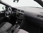 Volkswagen Tiguan 1.5 TSi 150 Pk Automaat Highline Business R-Line | Black Style | Trekhaak | Stoelverwarming | Panorama dak | Camera | Adaptive Cruise | CarPlay | 95.610 Km !!