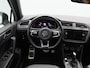 Volkswagen Tiguan 1.5 TSi 150 Pk Automaat Highline Business R-Line | Black Style | Trekhaak | Stoelverwarming | Panorama dak | Camera | Adaptive Cruise | CarPlay | 95.610 Km !!