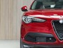 Alfa Romeo Stelvio 2.0 T AWD First Edition 280PK - SCHUIFDAK - HARMAN KARDON - LEER MET MEMORY STOELEN - ROSSO COMPETIZONE
