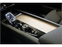 Volvo XC60 2.0 T6 293kW/399pk Aut8 Plug-in hybrid Ultra Dark PANORAMADAK + HARMAN/KARDON + ADAPT.CRUISE + HEAD-UP + STOELVERWARMING V&A + STUURVERWARMING + GOOGLE DASH + 360 CAMERA + BLIS + CTA + LUCHTVERING + 21" LM-VELGEN!!