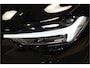 Volvo XC60 2.0 T6 293kW/399pk Aut8 Plug-in hybrid Ultra Dark PANORAMADAK + HARMAN/KARDON + ADAPT.CRUISE + HEAD-UP + STOELVERWARMING V&A + STUURVERWARMING + GOOGLE DASH + 360 CAMERA + BLIS + CTA + LUCHTVERING + 21" LM-VELGEN!!