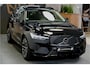 Volvo XC60 2.0 T6 293kW/399pk Aut8 Plug-in hybrid Ultra Dark PANORAMADAK + HARMAN/KARDON + ADAPT.CRUISE + HEAD-UP + STOELVERWARMING V&A + STUURVERWARMING + GOOGLE DASH + 360 CAMERA + BLIS + CTA + LUCHTVERING + 21" LM-VELGEN!!