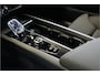 Volvo XC60 2.0 T6 293kW/399pk Aut8 Plug-in hybrid Ultra Dark PANORAMADAK + HARMAN/KARDON + ADAPT.CRUISE + HEAD-UP + STOELVERWARMING V&A + STUURVERWARMING + GOOGLE DASH + 360 CAMERA + BLIS + CTA + LUCHTVERING + 21" LM-VELGEN!!