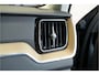 Volvo XC60 2.0 T6 293kW/399pk Aut8 Plug-in hybrid Ultra Dark PANORAMADAK + HARMAN/KARDON + ADAPT.CRUISE + HEAD-UP + STOELVERWARMING V&A + STUURVERWARMING + GOOGLE DASH + 360 CAMERA + BLIS + CTA + LUCHTVERING + 21" LM-VELGEN!!