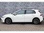 Volkswagen Golf 1.5 TSI Life Business | Panoramadak | ErgoActive | Stoelmassage | Navigatie Discover Pro | Cruise Control Adaptief | Parkeersensoren | Lichtmetalen Velgen 17 inch | Alarm | LED Koplampen