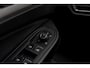 Volkswagen Golf 1.5 TSI Life Business | Panoramadak | ErgoActive | Stoelmassage | Navigatie Discover Pro | Cruise Control Adaptief | Parkeersensoren | Lichtmetalen Velgen 17 inch | Alarm | LED Koplampen