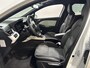 Renault Clio 90PK TCe Techno | Navi | Camera | Parkeersensoren | Climate Control | Apple CarPlay/Android Auto | Cruise Control | Lichtmetalen Velgen | Licht & Regen Sensor | Armsteun |