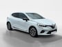 Renault Clio 90PK TCe Techno | Navi | Camera | Parkeersensoren | Climate Control | Apple CarPlay/Android Auto | Cruise Control | Lichtmetalen Velgen | Licht & Regen Sensor | Armsteun |