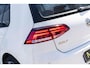Volkswagen Golf 1.0 TSI R-line Comfortline | Navigatie | Parkeersensoren | Climate Control | Regensensor | Cruise Control Adaptief | Lichtmetalen Velgen