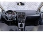 Volkswagen Golf 1.0 TSI R-line Comfortline | Navigatie | Parkeersensoren | Climate Control | Regensensor | Cruise Control Adaptief | Lichtmetalen Velgen